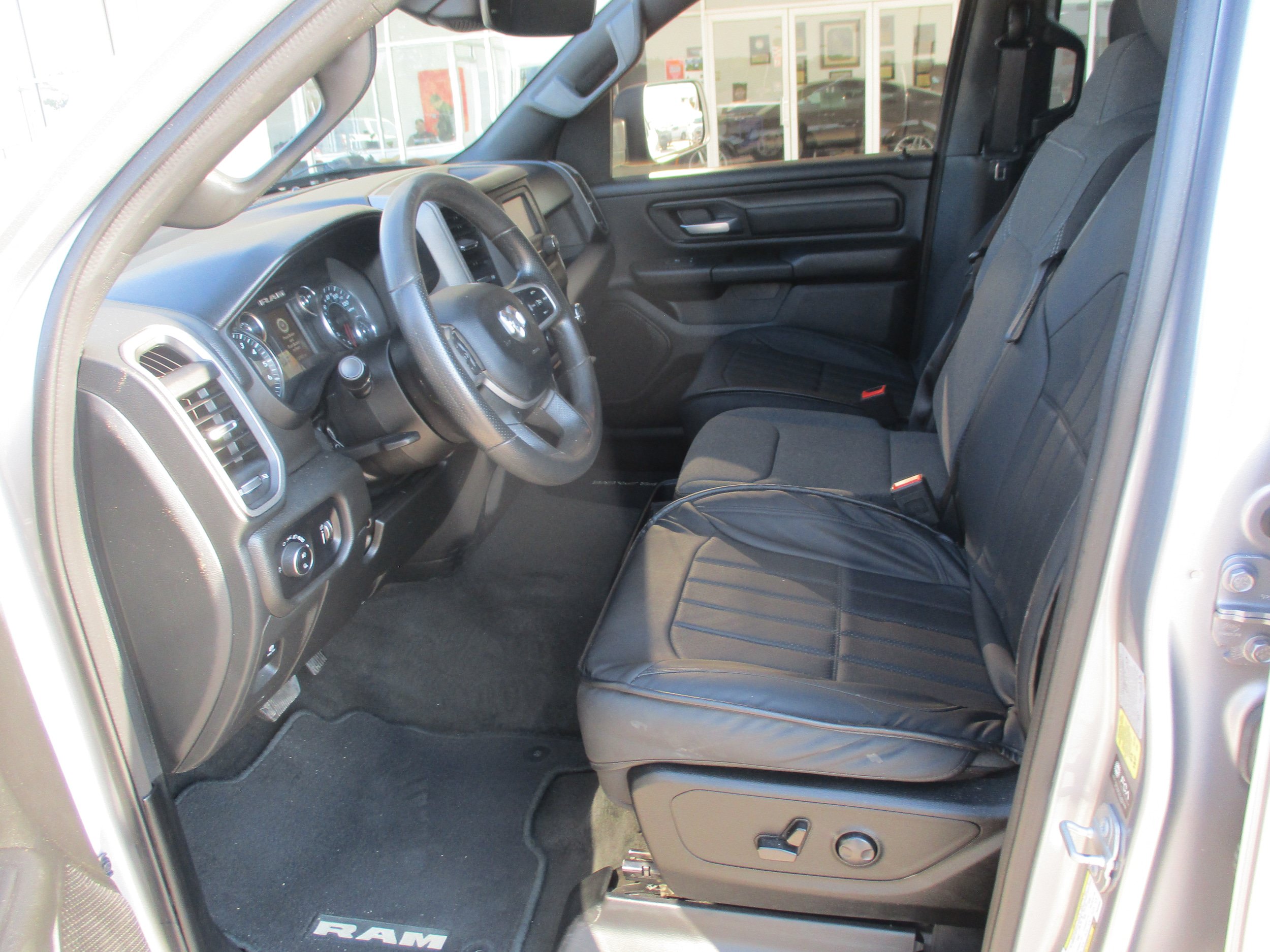 Used 2023 RAM 1500 Tradesman AWD/4WD image 4