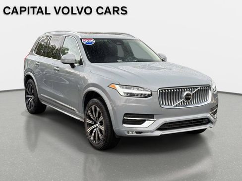 Certified 2025 Volvo XC90 B5 Core AWD/4WD image 3