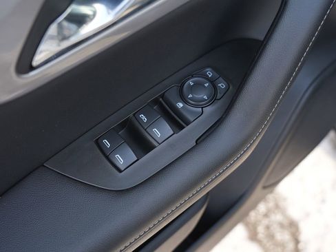 Used 2025 Chevrolet Blazer LT image 16