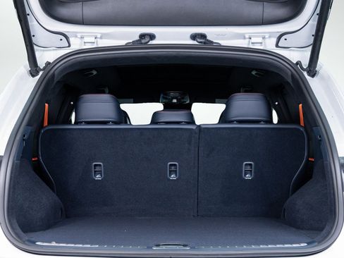 New 2026 Genesis GV70 2.5T Sport Prestige AWD/4WD image 8