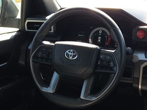 Used 2024 Toyota Tacoma TRD Sport AWD/4WD image 14