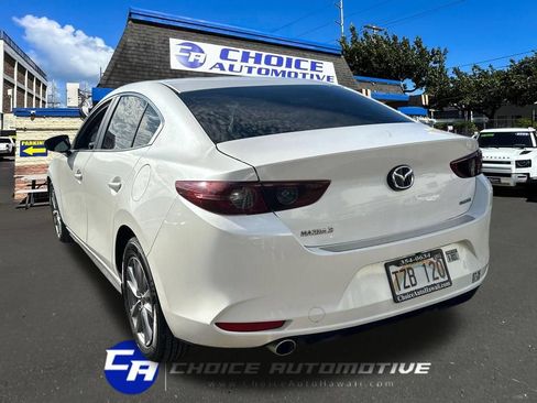 Used 2020 MAZDA MAZDA3 Sedan FWD image 5