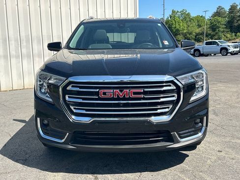 Used 2022 GMC Terrain SLT w/ Infotainment Package II FWD image 3
