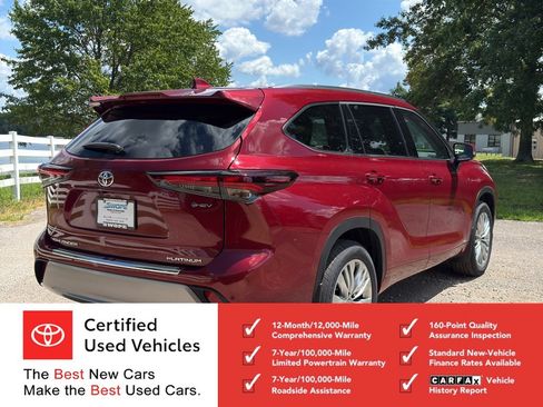 Certified 2026 Toyota Highlander Platinum AWD/4WD image 3