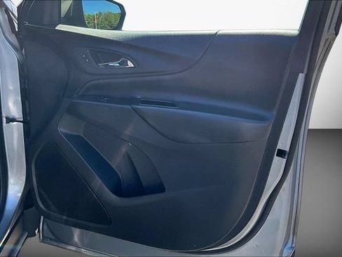 Used 2023 Chevrolet Equinox LT AWD/4WD image 17