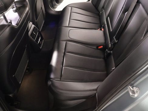 Used 2023 BMW 330i xDrive Sedan image 13