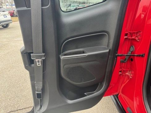 Used 2019 Chevrolet Colorado ZR2 w/ Colorado ZR2 Bison Edition image 27