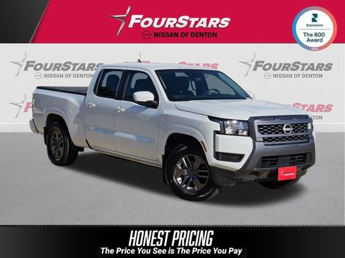 Used 2025 Nissan Frontier SV RWD image 1