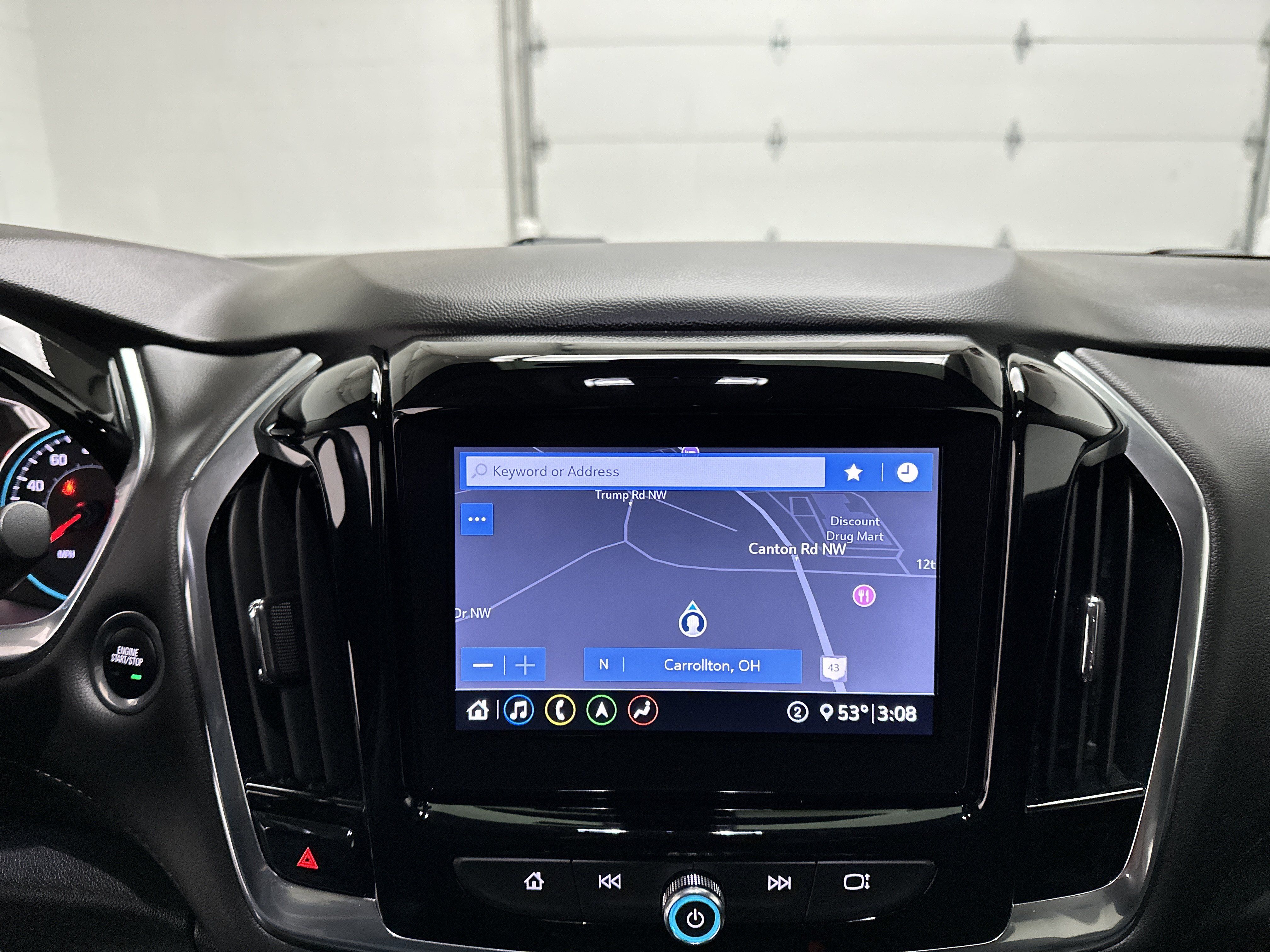 Used 2021 Chevrolet Traverse RS AWD/4WD image 35