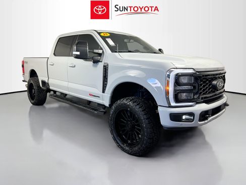 Used 2025 Ford F250 Lariat w/ Lariat Ultimate Package AWD/4WD image 1