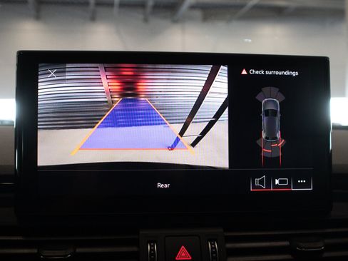 Certified 2023 Audi SQ5 Premium AWD/4WD image 26