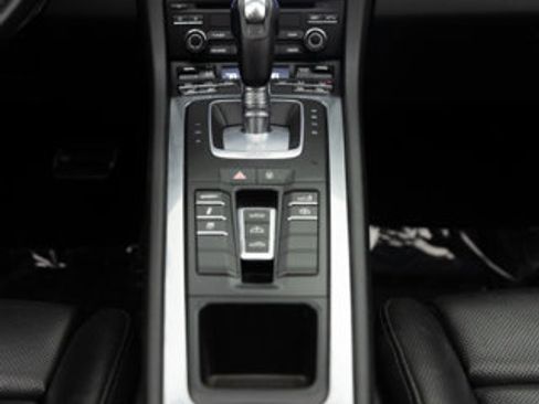 Used 2017 Porsche 911 Carrera 4 image 81