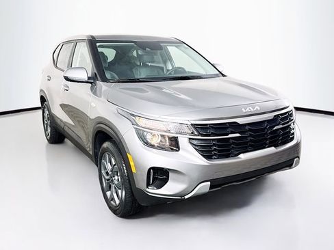 New 2026 Kia Seltos LX AWD/4WD image 3
