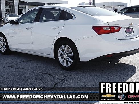 Used 2025 Chevrolet Malibu LT FWD image 35