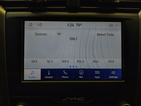 Used 2020 Ford Fusion SE FWD image 25