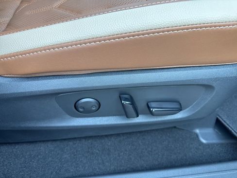 New 2026 Nissan Pathfinder Platinum image 21