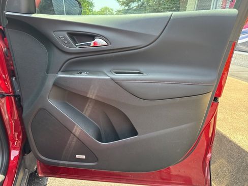 Used 2023 Chevrolet Equinox RS w/ RS Leather Package image 60