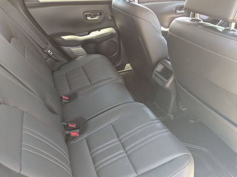 Certified 2025 Honda HR-V EX-L image 11