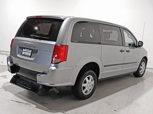 Used 2013 Dodge Grand Caravan American Value Package image 6