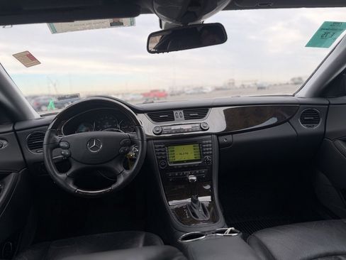 Used 2008 Mercedes-Benz CLS 550 image 19