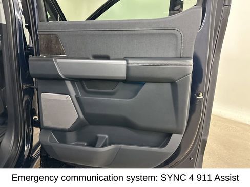 Used 2022 Ford F150 Lariat w/ Equipment Group 502A High image 24