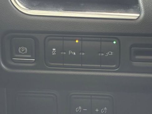 Used 2021 GMC Yukon XL SLE RWD image 34