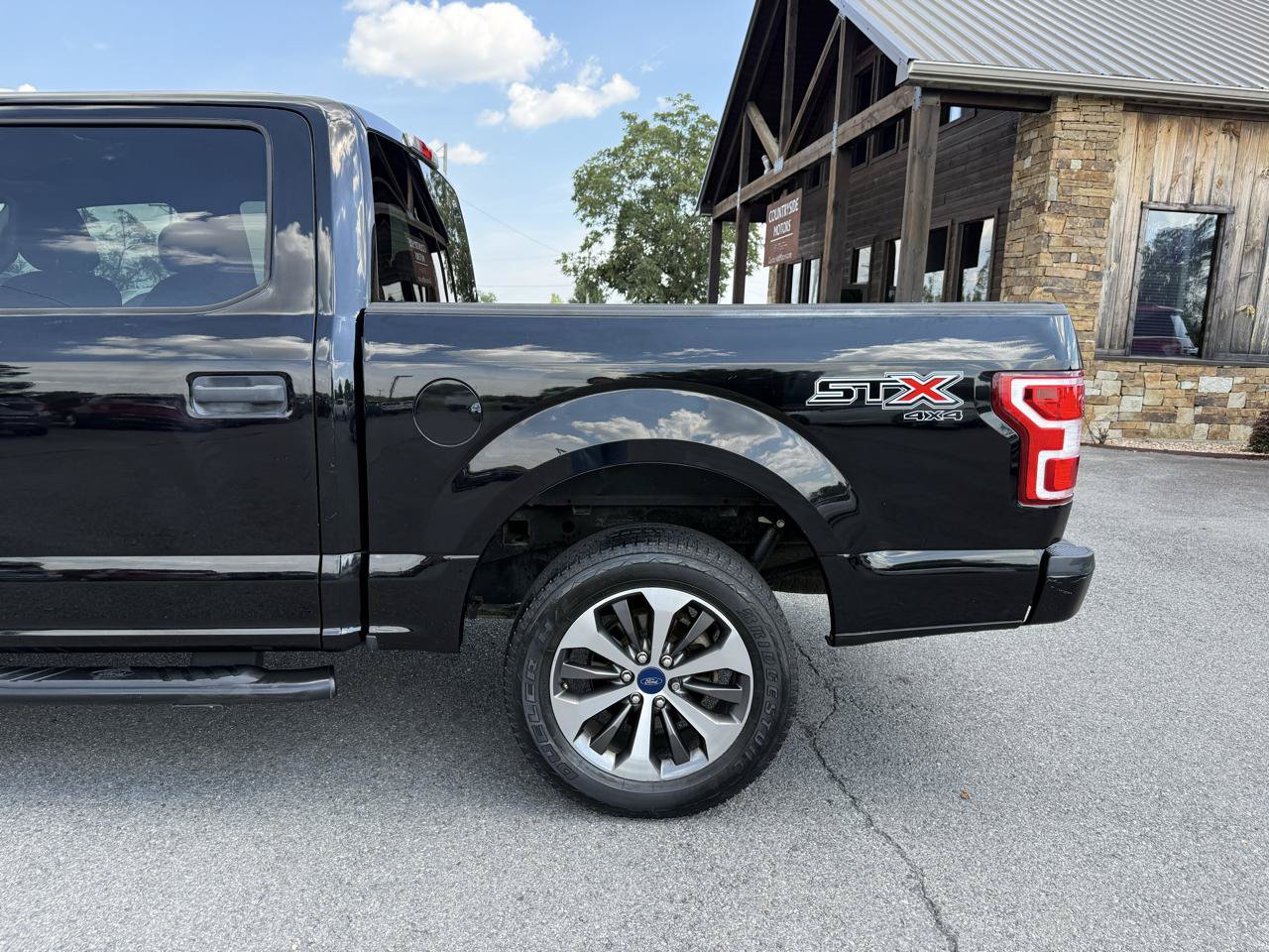 Used 2019 Ford F150 XL w/ Equipment Group 101A Mid AWD/4WD image 39