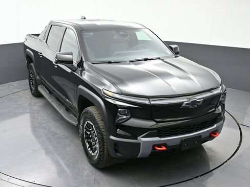 Used 2026 Chevrolet Silverado EV Trail Boss w/ Plus Package AWD/4WD image 22