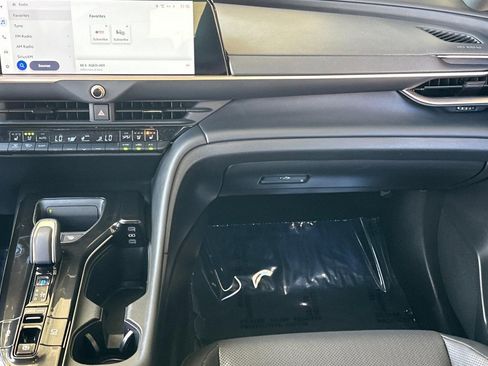 Used 2024 Toyota Crown Platinum image 29