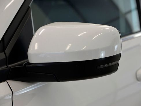 Used 2023 Honda Pilot EX-L image 12