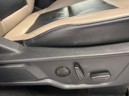 Used 2024 Ford Bronco Wildtrak image 10