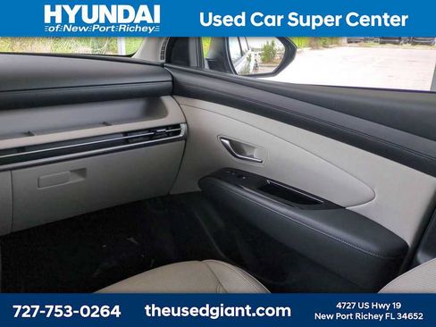 Used 2026 Hyundai Tucson Limited FWD image 19