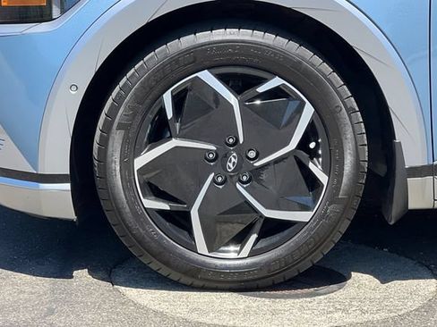 Used 2024 Hyundai Ioniq 5 Limited RWD image 32