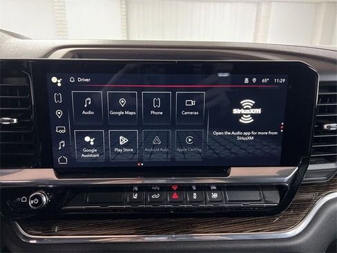 Used 2024 GMC Sierra 2500 SLE w/ SLE Convenience Package image 13