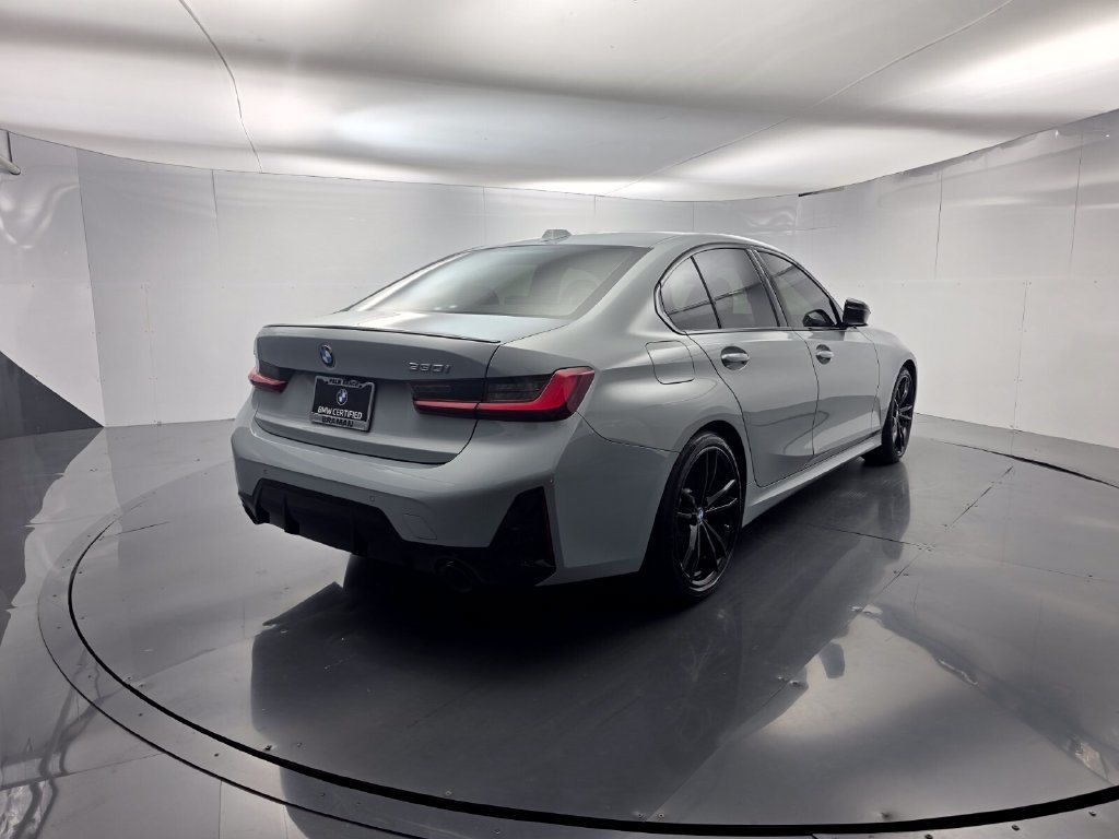 Certified 2023 BMW 330i Sedan w/ M Sport Package RWD image 6