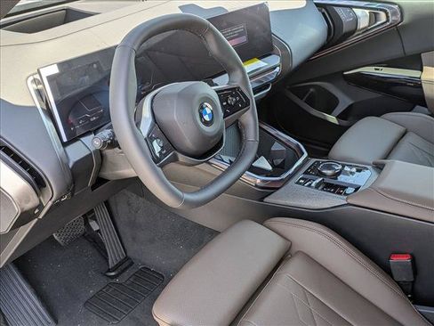 Used 2026 BMW X3 xDrive30i w/ Premium Package AWD/4WD image 3