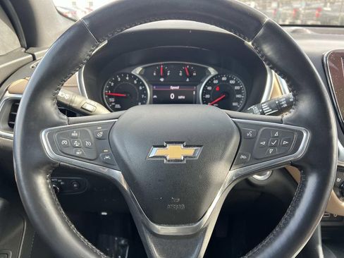 Used 2022 Chevrolet Equinox Premier image 14
