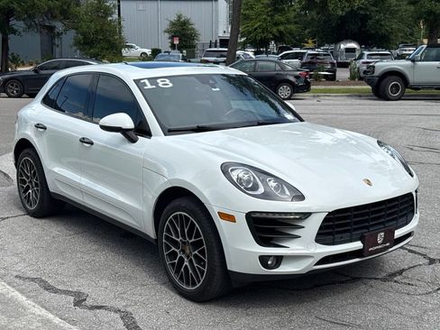Used 2018 Porsche Macan S AWD/4WD image 7