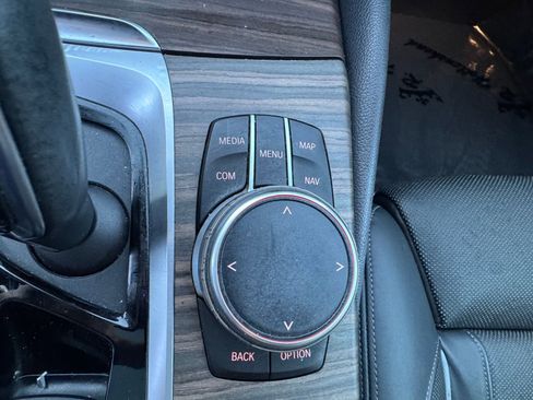 Used 2019 BMW 540i xDrive w/ Executive Package image 21