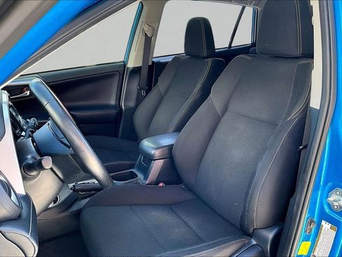 Certified 2018 Toyota RAV4 XLE FWD image 20