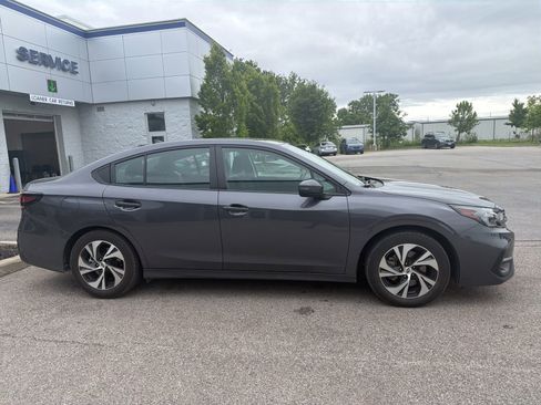 Certified 2025 Subaru Legacy Premium AWD/4WD image 9