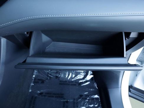 Used 2023 Toyota Highlander XLE image 33