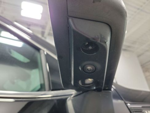 Used 2025 GMC Sierra 1500 Denali Ultimate AWD/4WD image 26