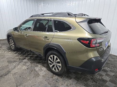Used 2023 Subaru Outback Premium w/ Popular Package #1 AWD/4WD image 9