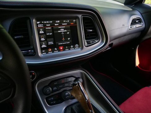 Used 2022 Dodge Challenger R/T Scat Pack RWD image 12