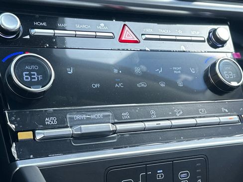 New 2025 Hyundai Santa Fe XRT image 23