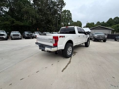 Used 2017 Ford F250 Platinum w/ Platinum Ultimate Package AWD/4WD image 6