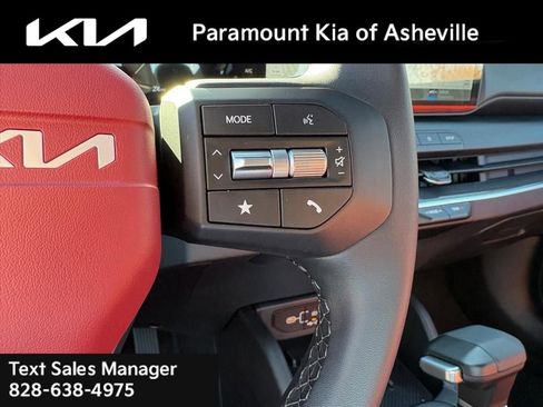 New 2025 Kia K4 GT-Line image 13