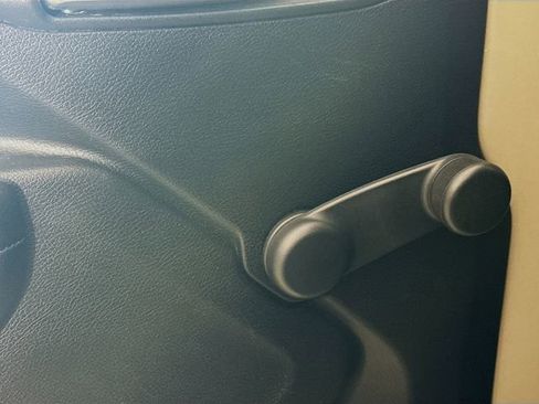 Used 2022 Jeep Wrangler Unlimited Sport image 18