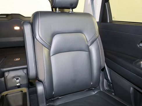 Used 2022 Nissan Pathfinder SL w/ SL Premium Package image 14